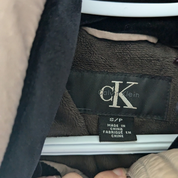 Calvin Klein Puffer Jacket Beige Taupe Fitted Faux Fur Hoodie Size S - Picture 5 of 8